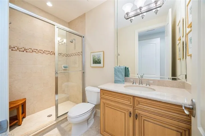 580  Avellino Isles  CIR, Naples, FL 34119