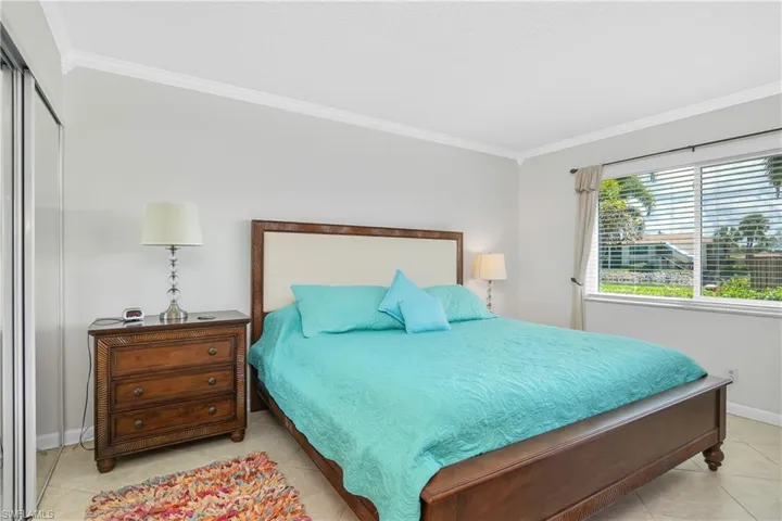 3100  Binnacle  DR, Naples, FL 34103