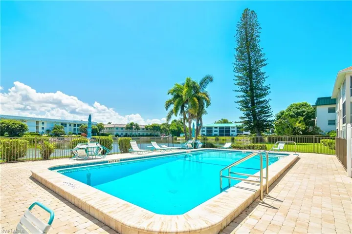 3100  Binnacle  DR, Naples, FL 34103