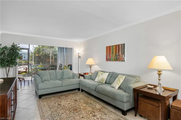 3100  Binnacle  DR, Naples, FL 34103