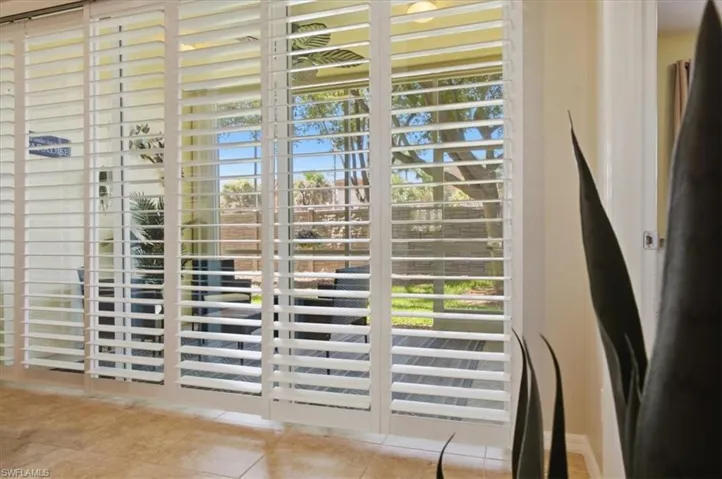 Plantation shutters