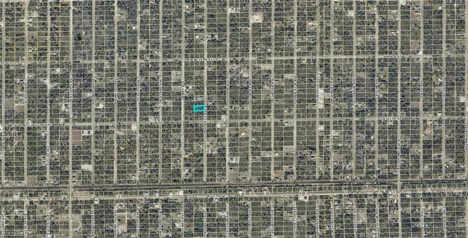 1305  Prospect  AVE, LEHIGH ACRES, FL 33972