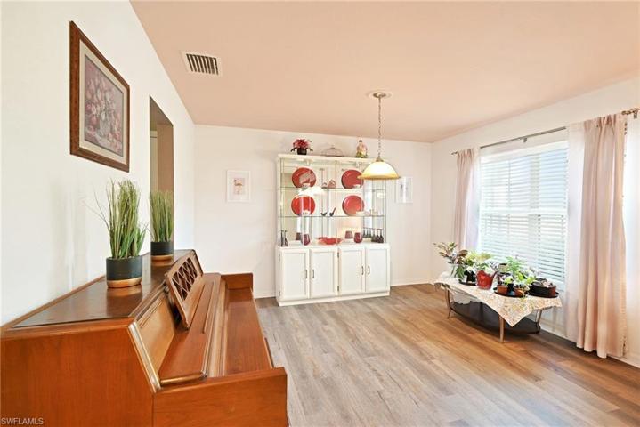 3314 NE 13th  PL, Cape Coral, FL 33909
