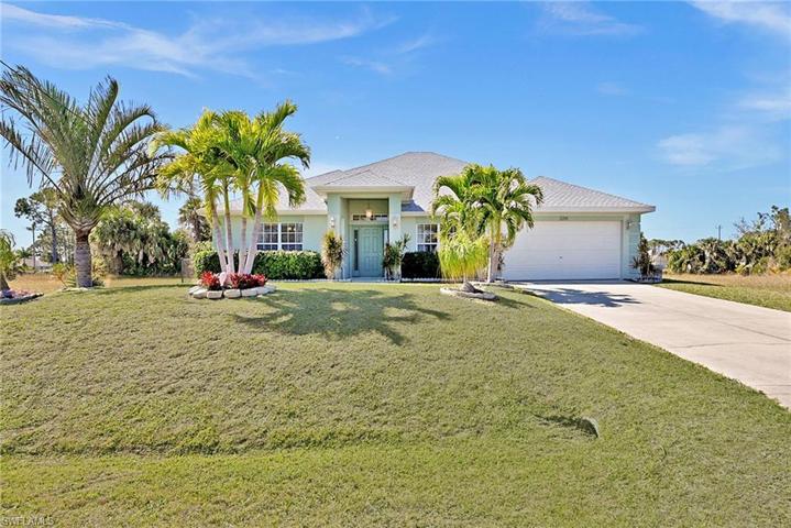 3314 NE 13th  PL, Cape Coral, FL 33909