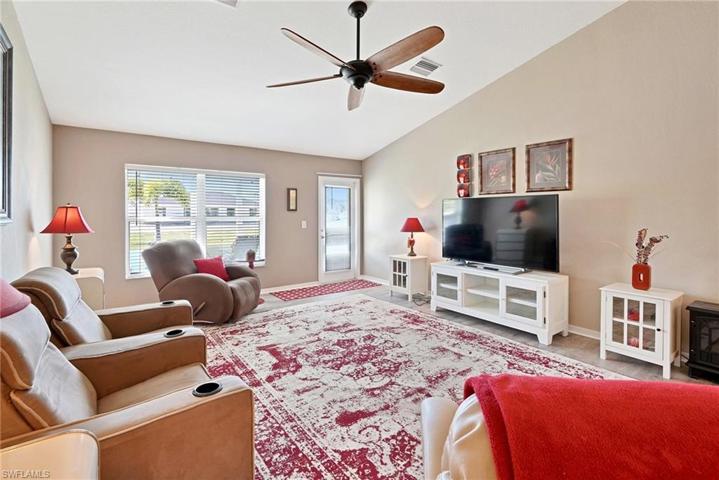 3314 NE 13th  PL, Cape Coral, FL 33909