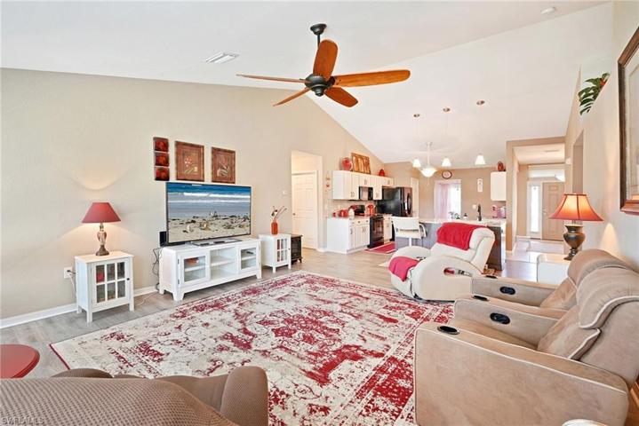 3314 NE 13th  PL, Cape Coral, FL 33909