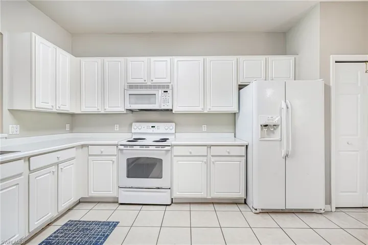 9812 Foxhall Way 5, Estero, Florida 33928