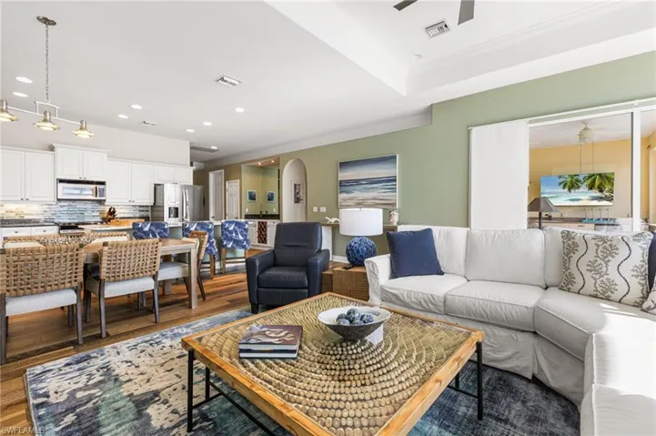 14560 Laguna Dr, Fort Myers, Florida 33908