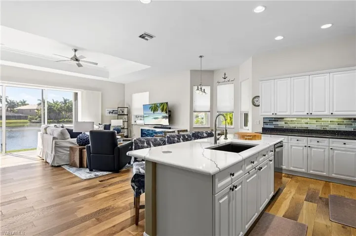 14560 Laguna Dr, Fort Myers, Florida 33908