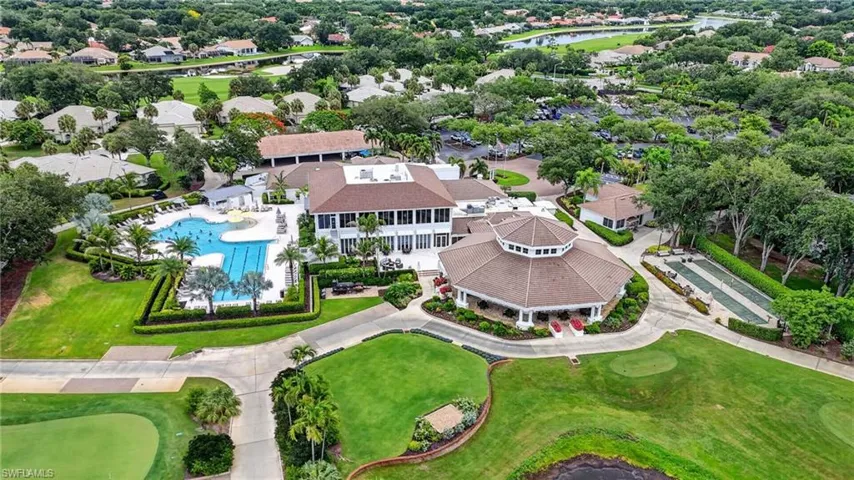 11951 Champions Green Way 401, Fort Myers, Florida 33913