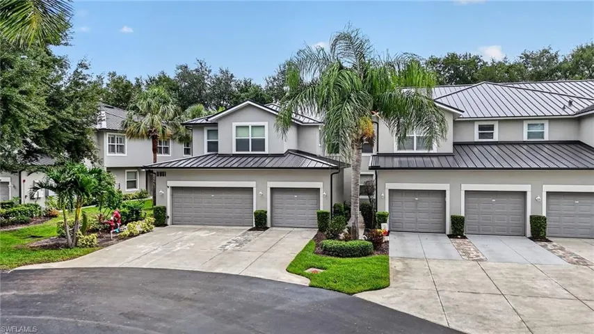 11951 Champions Green Way 401, Fort Myers, Florida 33913