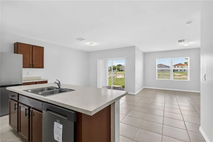 19441 Mossy Ledge Ter, Lehigh Acres, Florida 33936