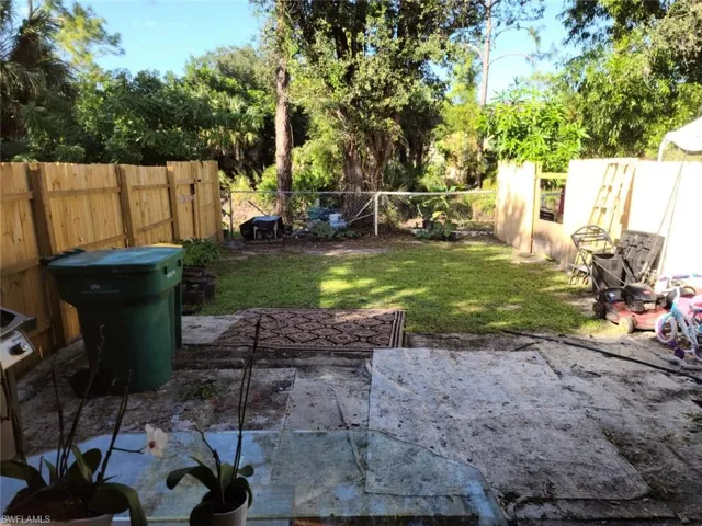 5563  17th SW AVE, Naples, FL 34116