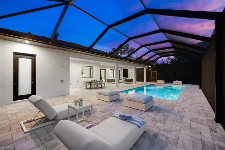 4751  1st SW AVE, Naples, FL 34119