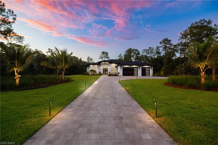 4751  1st SW AVE, Naples, FL 34119