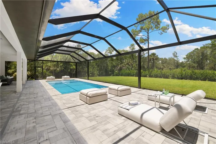 4751  1st SW AVE, Naples, FL 34119