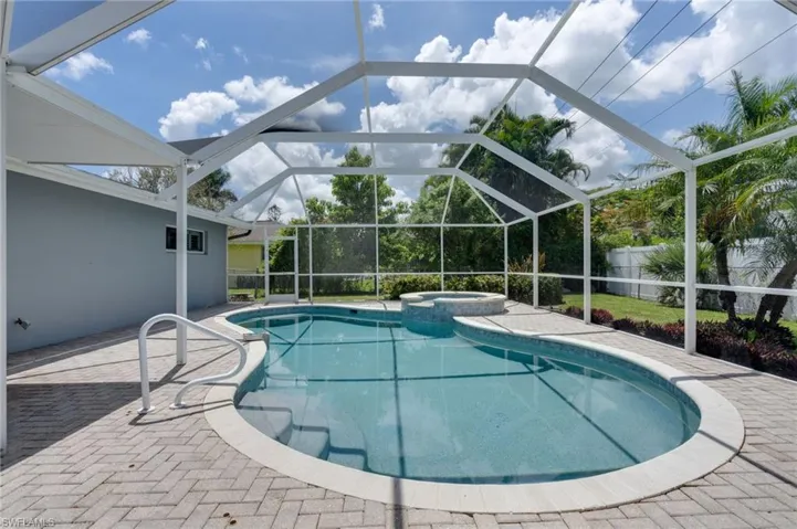 1347 Oaklawn Ct, Fort Myers, Florida 33919