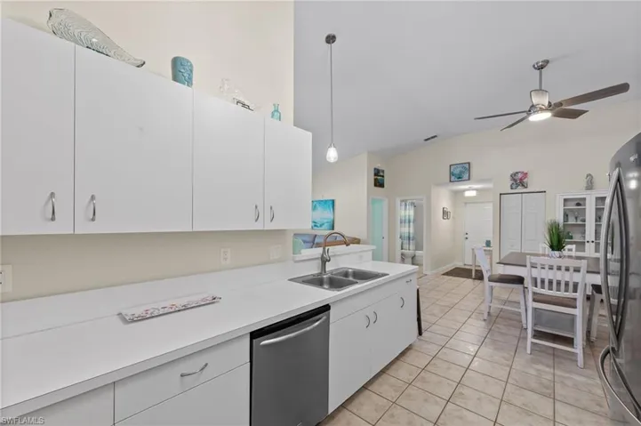 27123 Matheson Ave 202, Bonita Springs, Florida 34135