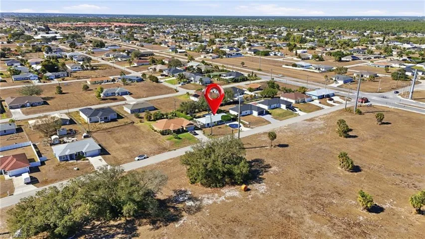 2306 Ne 24th Ave, Cape Coral, Florida 33909