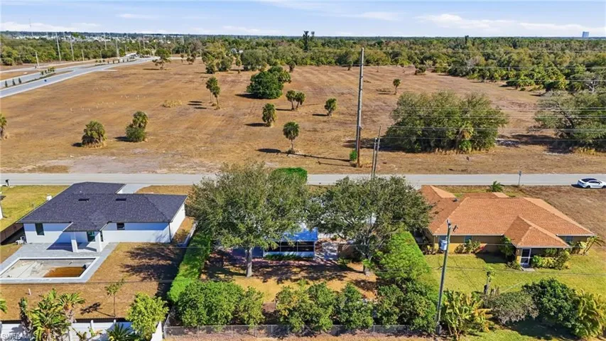2306 Ne 24th Ave, Cape Coral, Florida 33909
