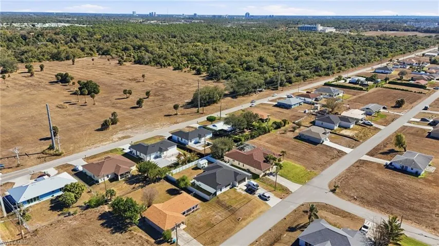 2306 Ne 24th Ave, Cape Coral, Florida 33909