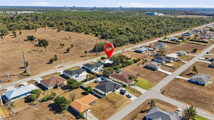 2306 Ne 24th Ave, Cape Coral, Florida 33909