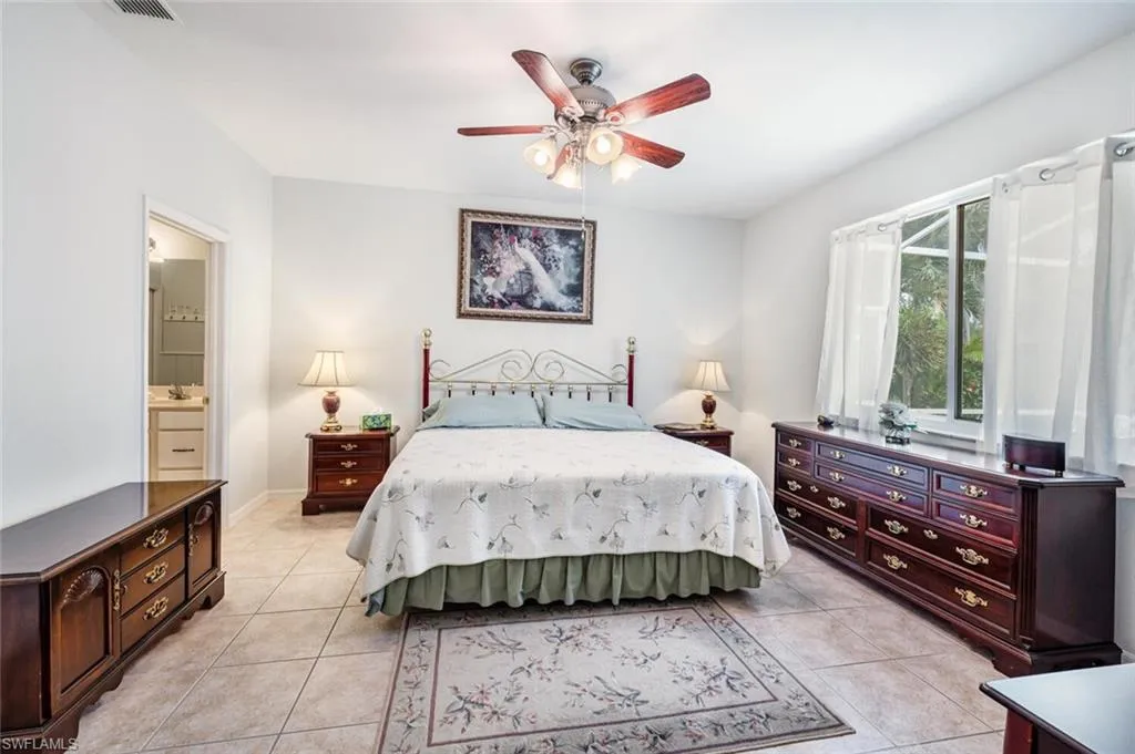 14194 Fall Creek CT, Naples, FL 34114,225039044
