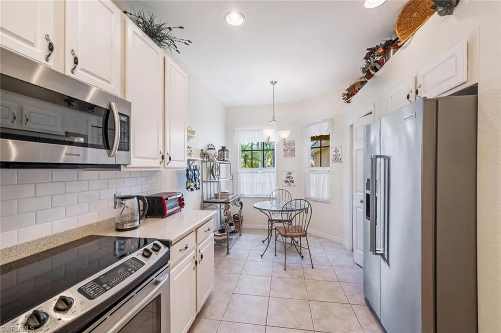 14194 Fall Creek CT, Naples, FL 34114,225039044