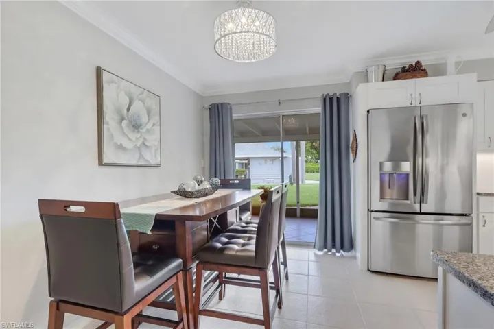 175 Crown Dr 8, Naples, Florida 34110