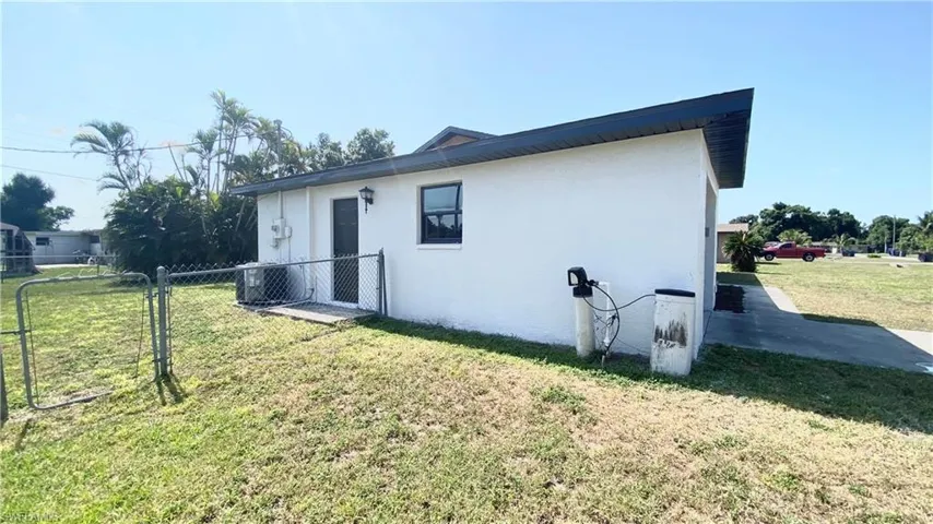 216 Utah Ave, Fort Myers Fl 33905