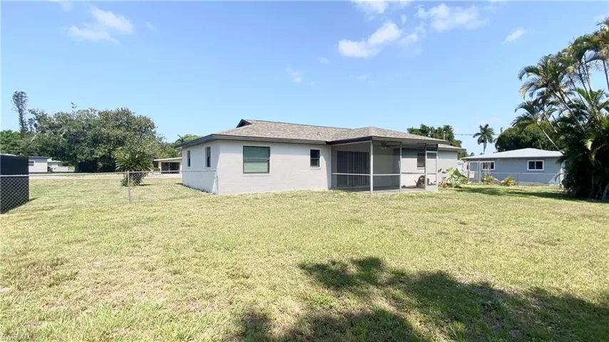 216 Utah Ave, Fort Myers Fl 33905