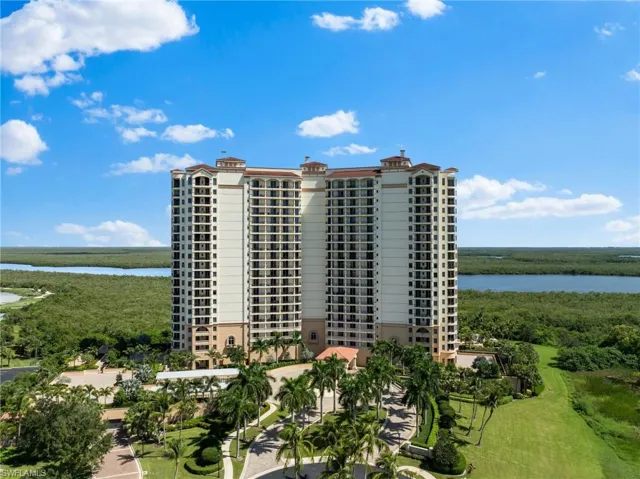 Lesina at Hammock Bay