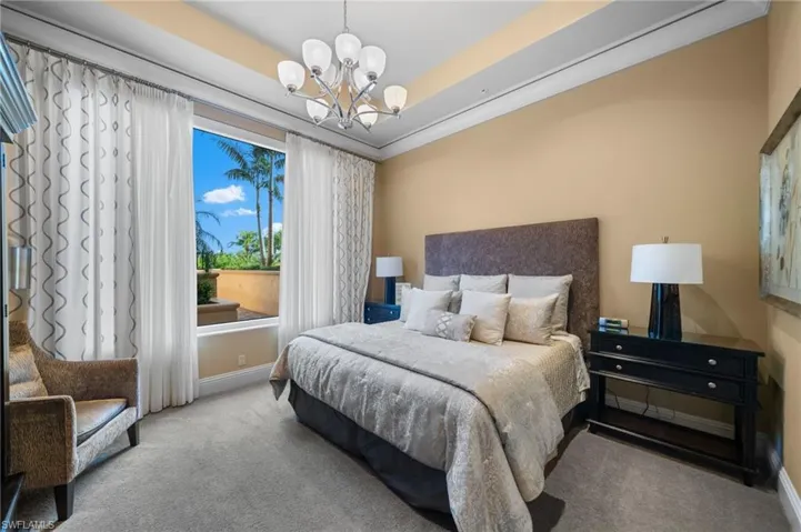 Private Building Guest Suite
