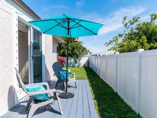 Side Deck off dining area