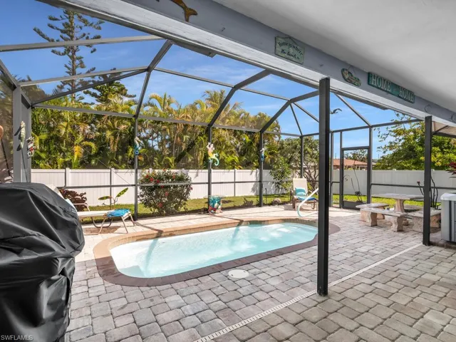 1323 SE 24th  ST, Cape Coral, FL 33990