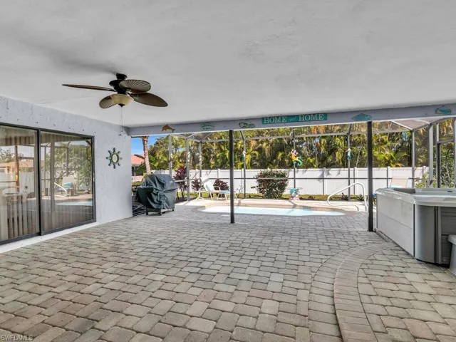 1323 SE 24th  ST, Cape Coral, FL 33990
