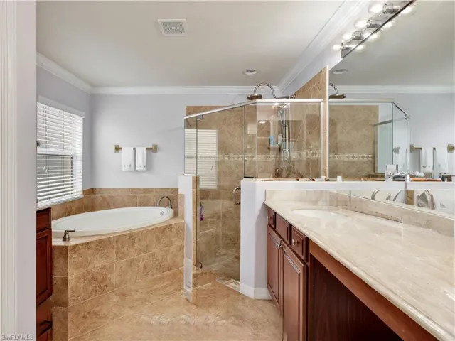 primary bathroom Dual Sinks-Garden Tub- Walk in shower