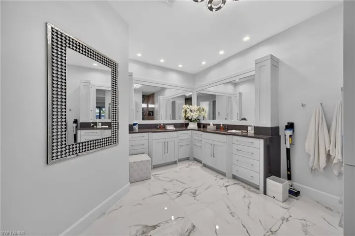 2608 Archer Pkwy W, Cape Coral, Florida 33904
