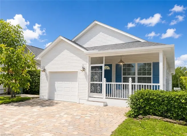 122 Leawood Cir, Naples, Florida 34104