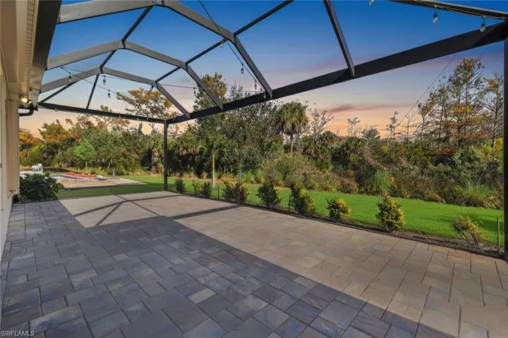 3837  Helmsman  DR, Naples, FL 34120