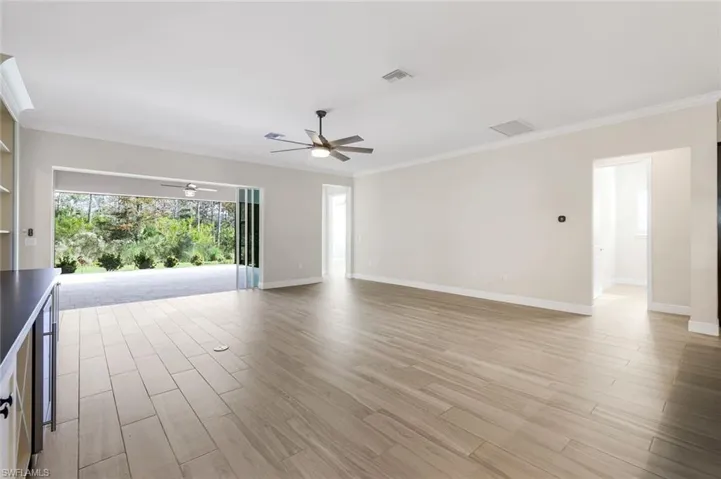 3837  Helmsman  DR, Naples, FL 34120