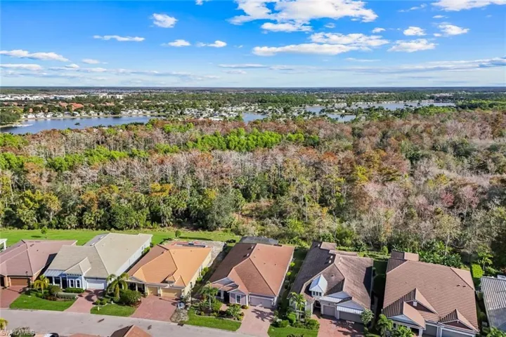3837  Helmsman  DR, Naples, FL 34120