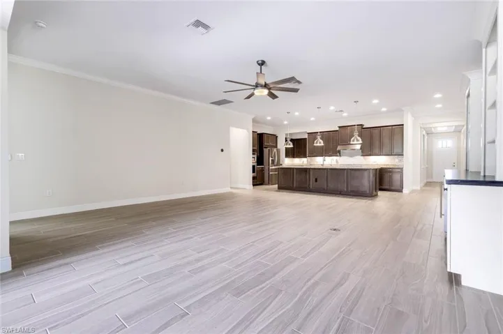 3837  Helmsman  DR, Naples, FL 34120