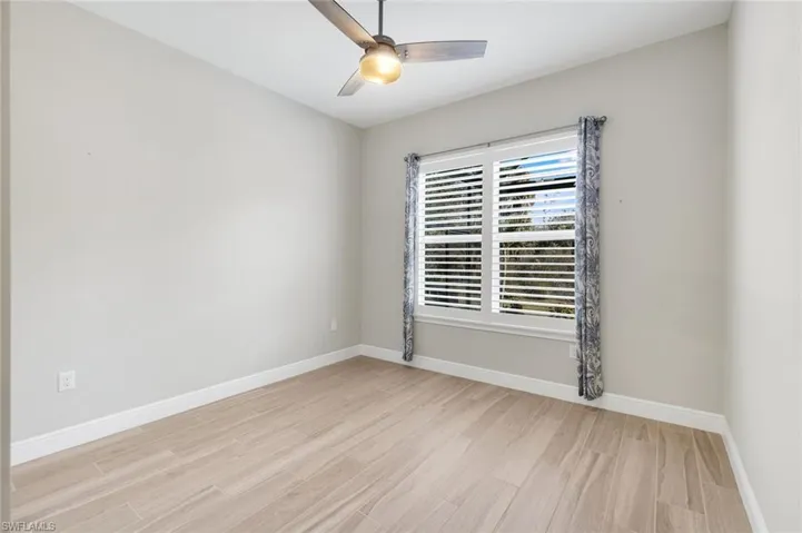 3837  Helmsman  DR, Naples, FL 34120