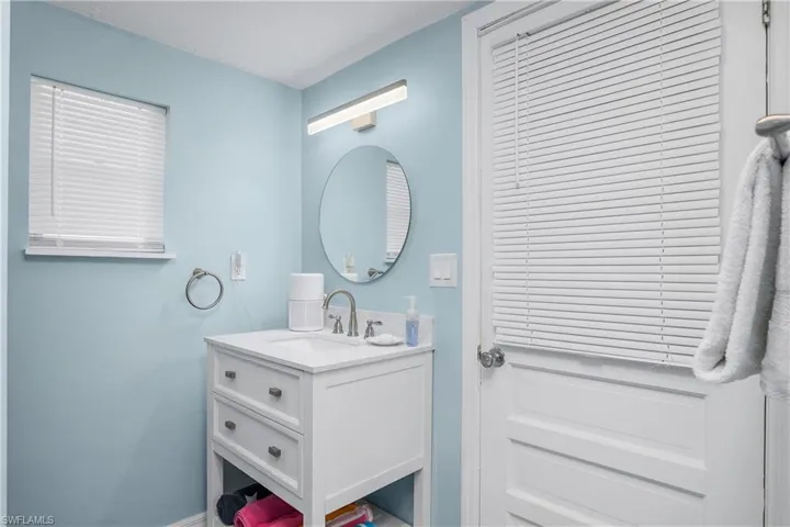 13041  Point Breeze  DR, Fort Myers, FL 33908