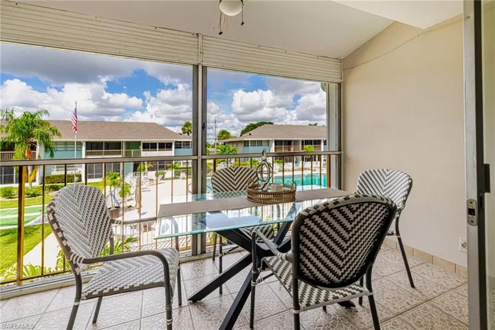 4216 4th Pl 12, Cape Coral, Florida 33904
