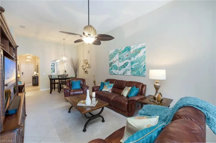 14130 Winchester Ct 1502, Naples, Florida 34114