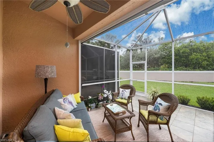 Extended Screened Lanai, w/rolldown storm shutter