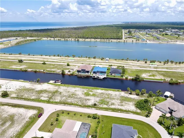 4407 Nw 35th Ter, Cape Coral, Florida 33993