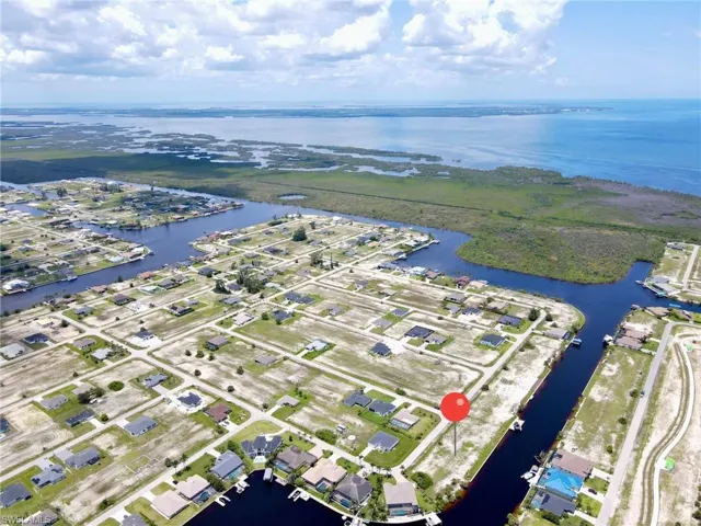 4407 Nw 35th Ter, Cape Coral, Florida 33993